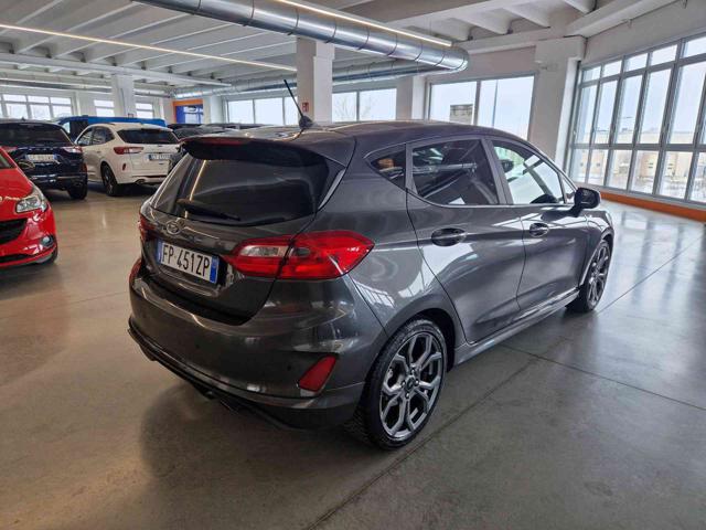 FORD Fiesta usata, con Autoradio