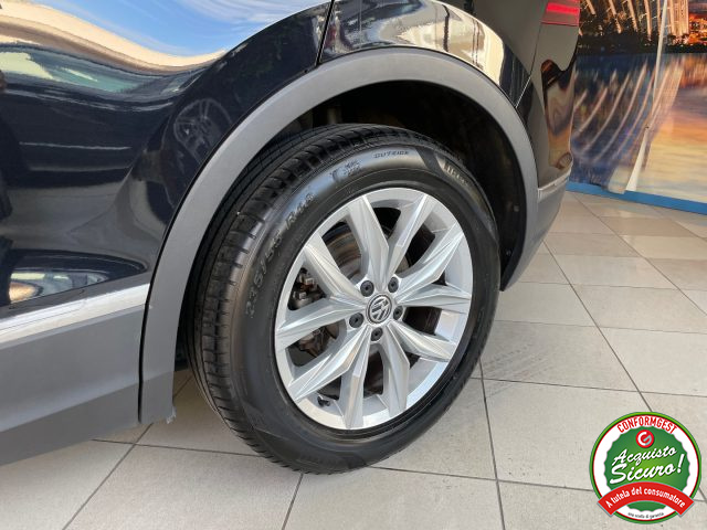 VOLKSWAGEN Tiguan usata, con Specchietti laterali elettrici