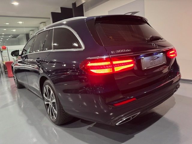 MERCEDES-BENZ E 300 usata, con Autoradio