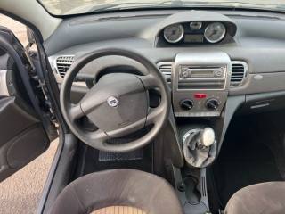 LANCIA Ypsilon usata, con Airbag testa