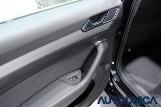 VOLKSWAGEN Passat Variant usata 45