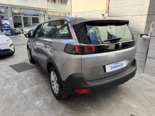 PEUGEOT 5008 usata, con Airbag Passeggero