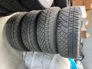 TOYOTA Hilux usata, con Luci diurne