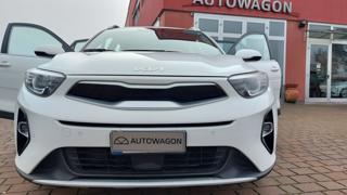 KIA Stonic usata, con Sensori di parcheggio anteriori