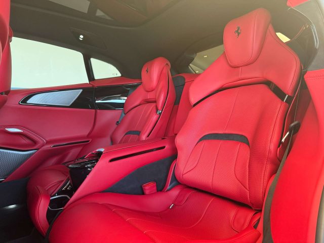 FERRARI Purosangue usata, con Interni in pelle