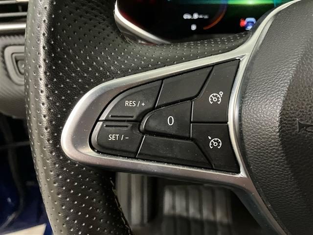 RENAULT Clio usata, con Sensori di parcheggio posteriori