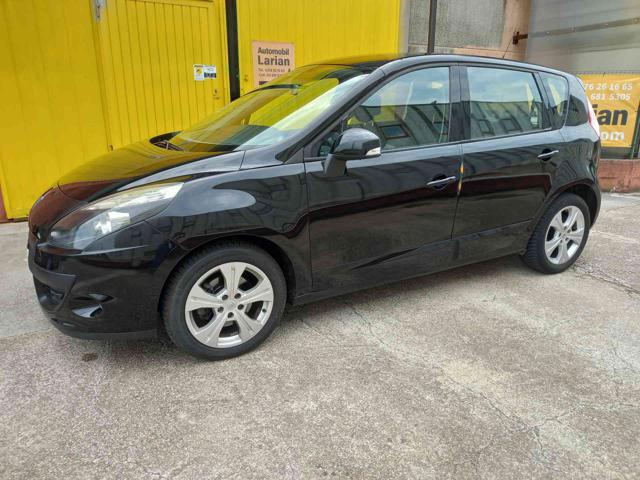 RENAULT Scenic usata, con Airbag