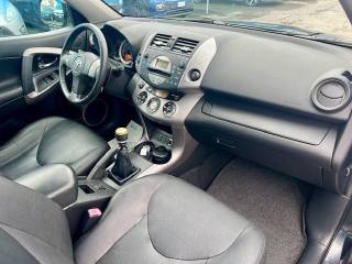 TOYOTA RAV 4 usata, con Airbag testa