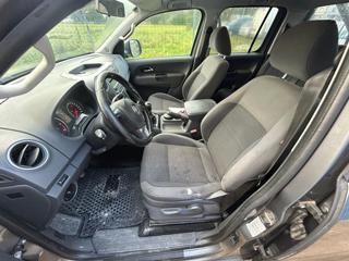 VOLKSWAGEN Amarok usata, con Autoradio