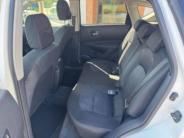 NISSAN Qashqai usata, con Controllo automatico clima