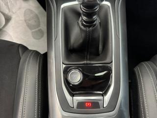 PEUGEOT 308 usata, con Volante multifunzione