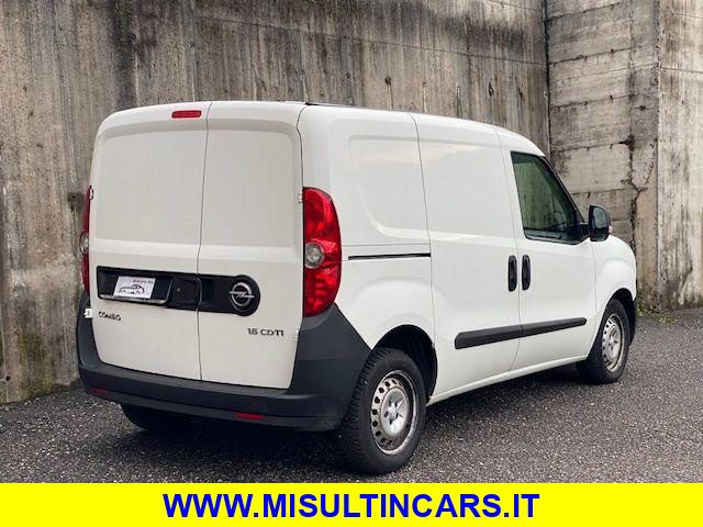 OPEL Combo usata, con Chiusura centralizzata