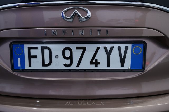 INFINITI Q30 usata 32