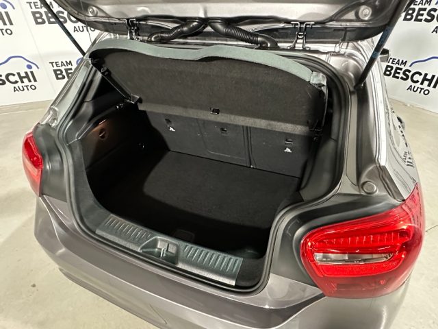 MERCEDES-BENZ A 160 usata, con USB