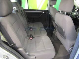 VOLKSWAGEN Touran usata, con Chiusura centralizzata