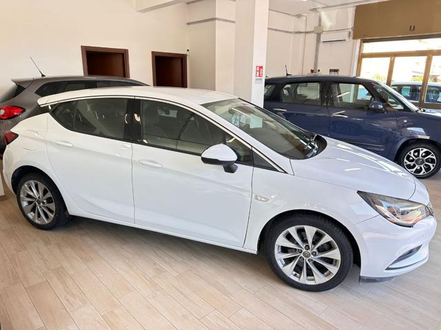 OPEL Astra usata, con Alzacristalli elettrici