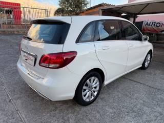 MERCEDES-BENZ B 180 usata, con Autoradio