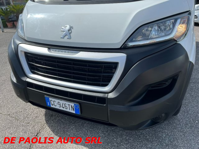 PEUGEOT Boxer usata, con Servosterzo