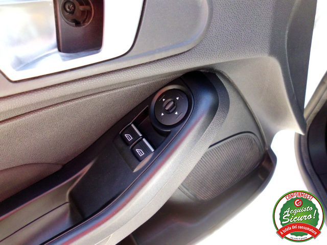 FORD Fiesta usata, con Volante in pelle