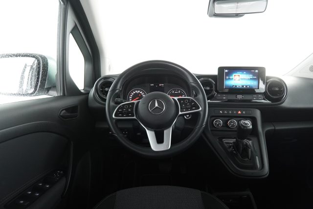 MERCEDES-BENZ CLA usata 11