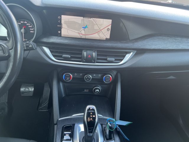 ALFA ROMEO Stelvio usata, con Fari Xenon