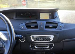 RENAULT Scenic usata 8