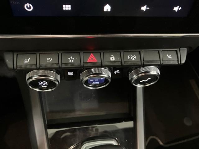 RENAULT Arkana usata, con Hill holder