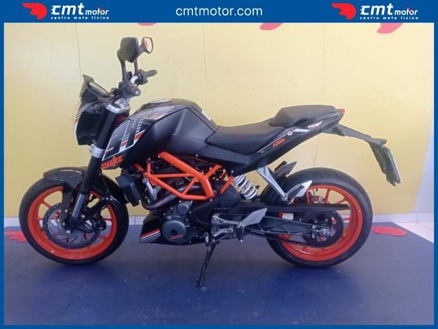 KTM 390 Duke usata 2