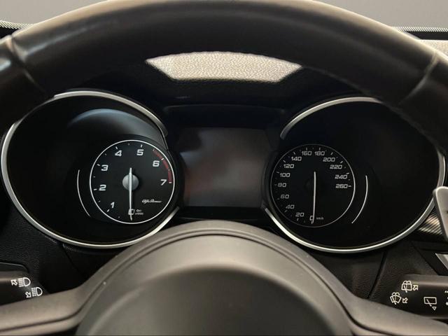 ALFA ROMEO Stelvio usata, con Regolazione elettrica sedili