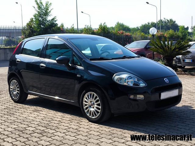 FIAT Punto usata, con Autoradio