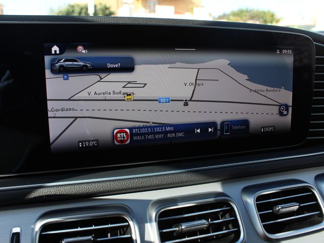 MERCEDES-BENZ GLE 300 usata, con Fari LED