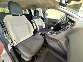 PEUGEOT 5008 usata, con ESP