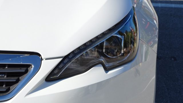 PEUGEOT 308 usata, con Fari LED