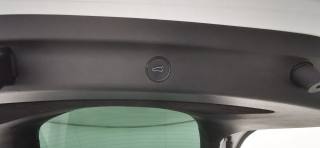 TESLA Model Y usata, con Volante multifunzione