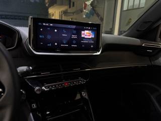 PEUGEOT 2008 usata, con Sensore di pioggia