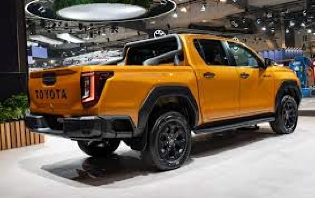TOYOTA Hilux usata, con Airbag laterali