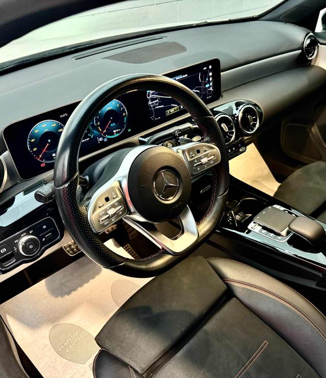 MERCEDES-BENZ A 250 usata, con Controllo automatico clima