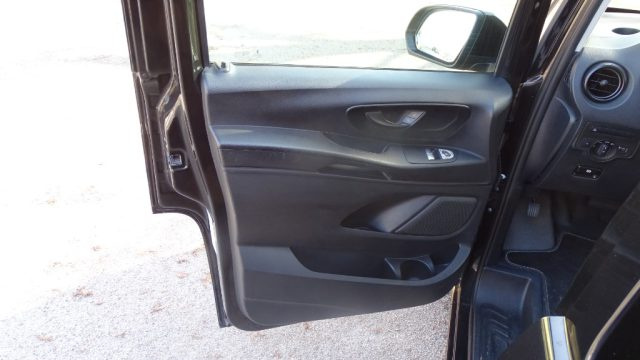 MERCEDES-BENZ Vito usata 50