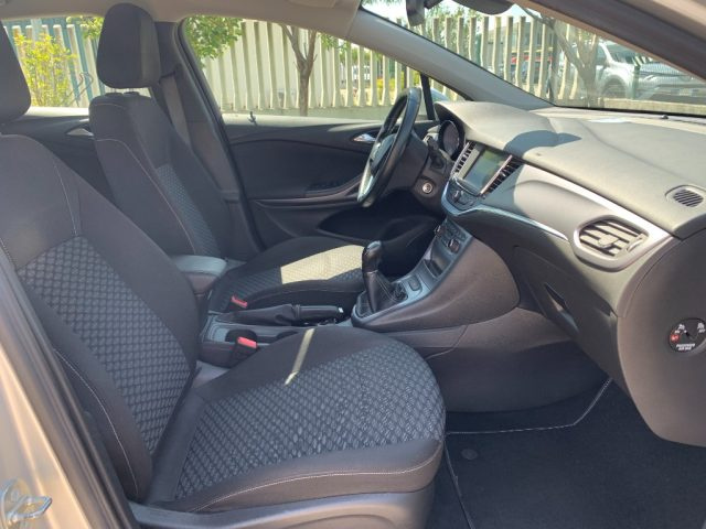 OPEL Astra usata, con Controllo trazione