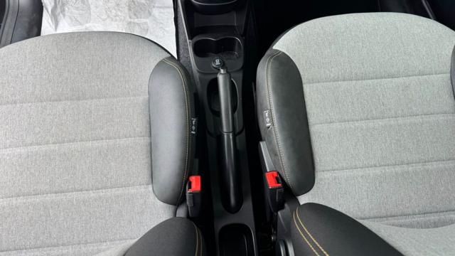 FIAT Panda Cross usata, con Touch screen