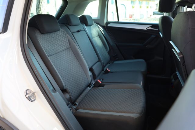 VOLKSWAGEN Tiguan usata 123