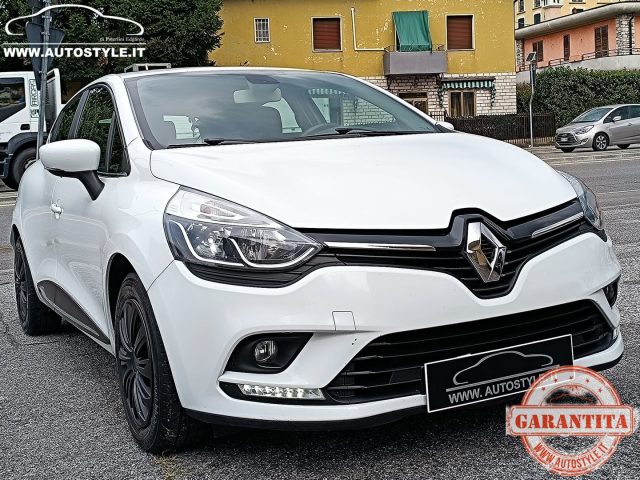 RENAULT Clio usata, con Sound system