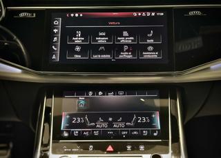 AUDI Q8 usata, con Autoradio digitale