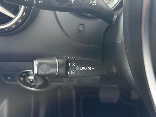MERCEDES-BENZ GLA 180 usata, con Lettore CD