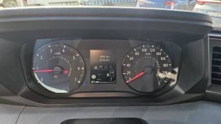 NISSAN Interstar usata, con Autoradio digitale