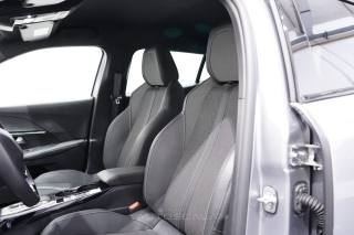 PEUGEOT 2008 usata, con Sistema di navigazione