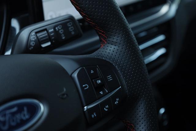 FORD Focus usata, con Fari LED