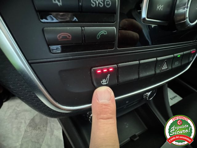 MERCEDES-BENZ A 180 usata, con Sistema di navigazione