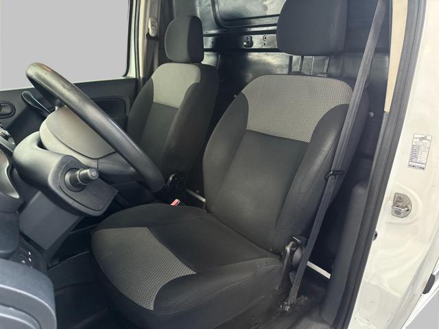 RENAULT Kangoo usata, con Servosterzo