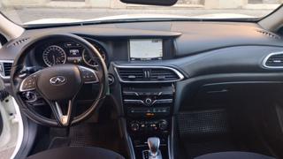 INFINITI Q30 usata, con Vivavoce